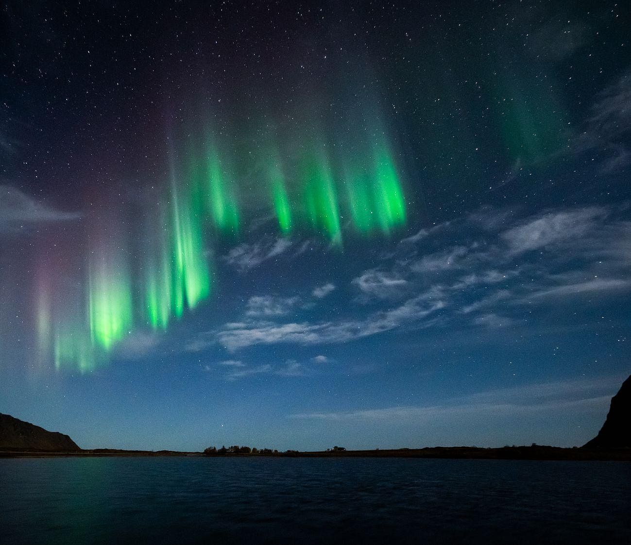 Lofoten | Discover the Magical Northern Lights in Norway ❄️🌌